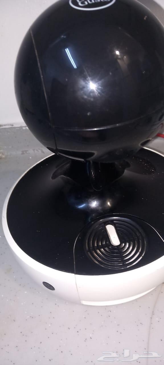 Excellent condition capsule coffee machine with a small crack on the side64557475243905112