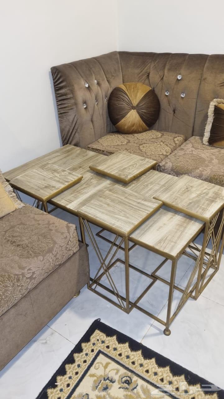 كنب وطاولة للبيع64561602152705112