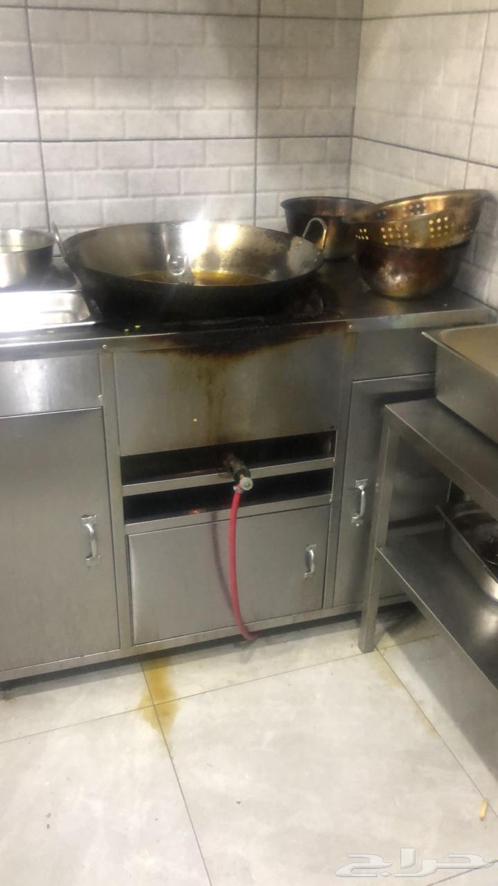 أغراض مطعم للبيع مستعمل فتره قصيره ونظيفه64561897592834110