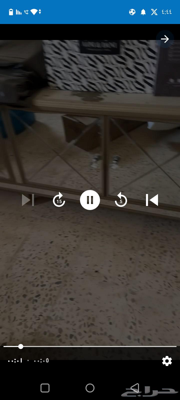 طاوله واستقبال للبيع ب700 الطاوله 250. والاستقبال450االموفع64558683428867110