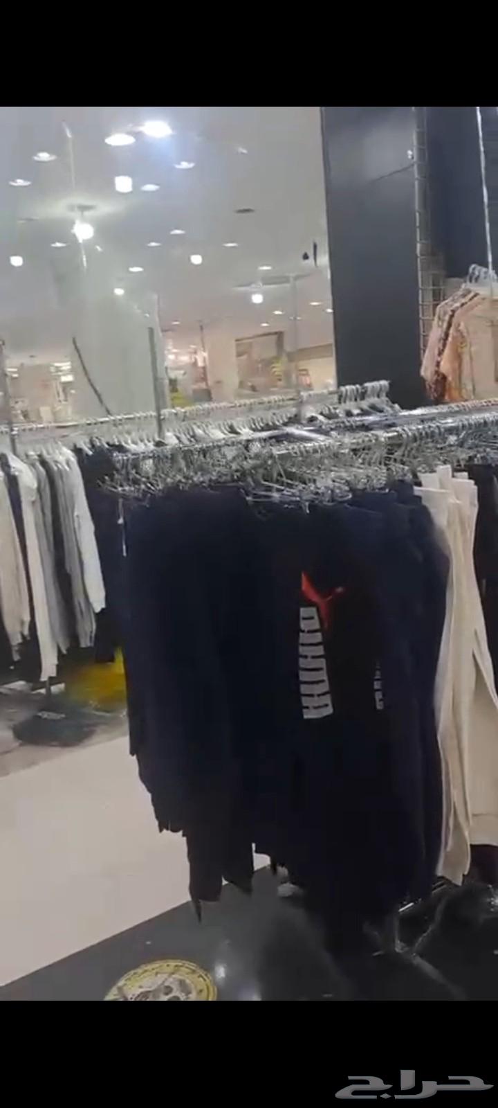 عرطه 40الف قطعه ملابس جميع الانواع القطعه 3.5ريال64554118644098114
