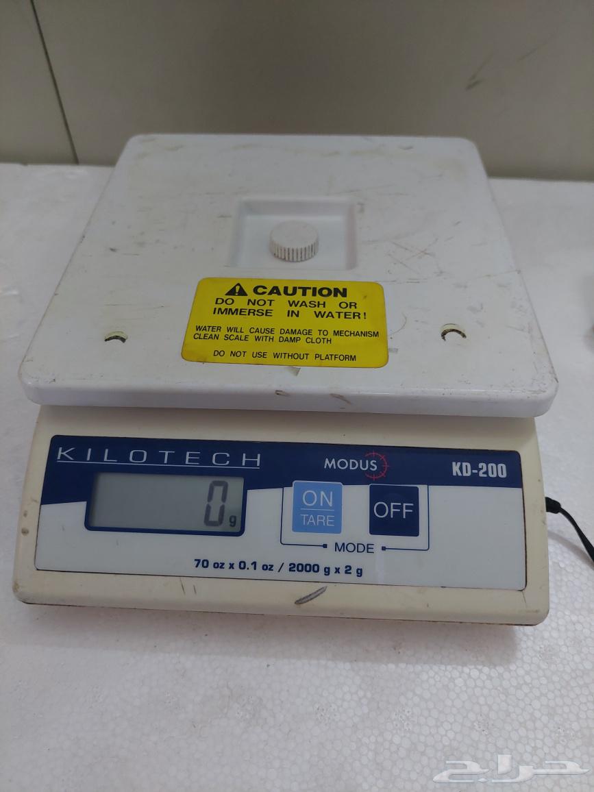 Used multi-purpose scale64560951821698110