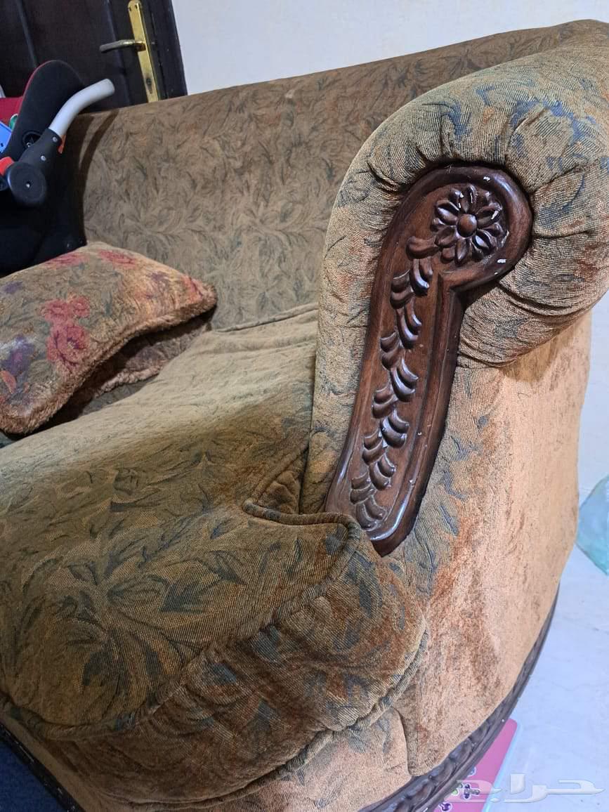 كنب عدد ثلاث قطع ماليزي64553666361475110