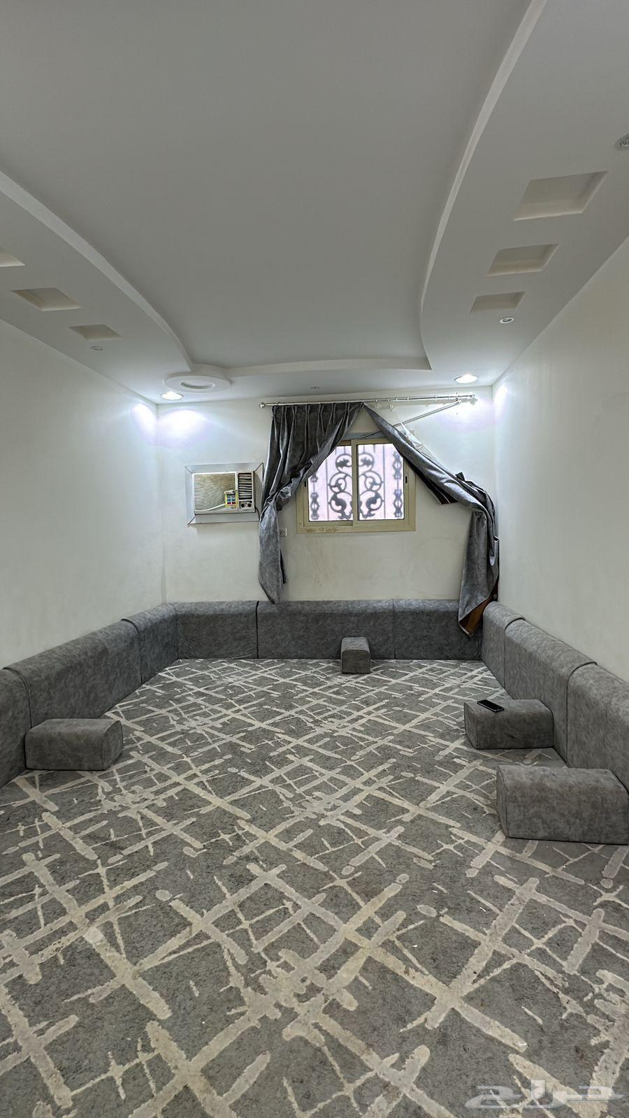 غرفة نوم ومجلس ارضي ومجلس كنب اثاث نظيف للبيع64560670419970111