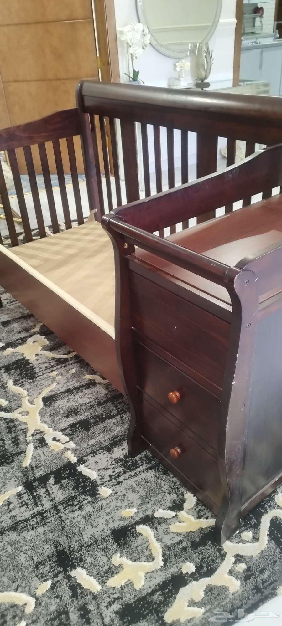 سرير اطفال من هوم سنتر مع مرتبة طبية64559799452161110