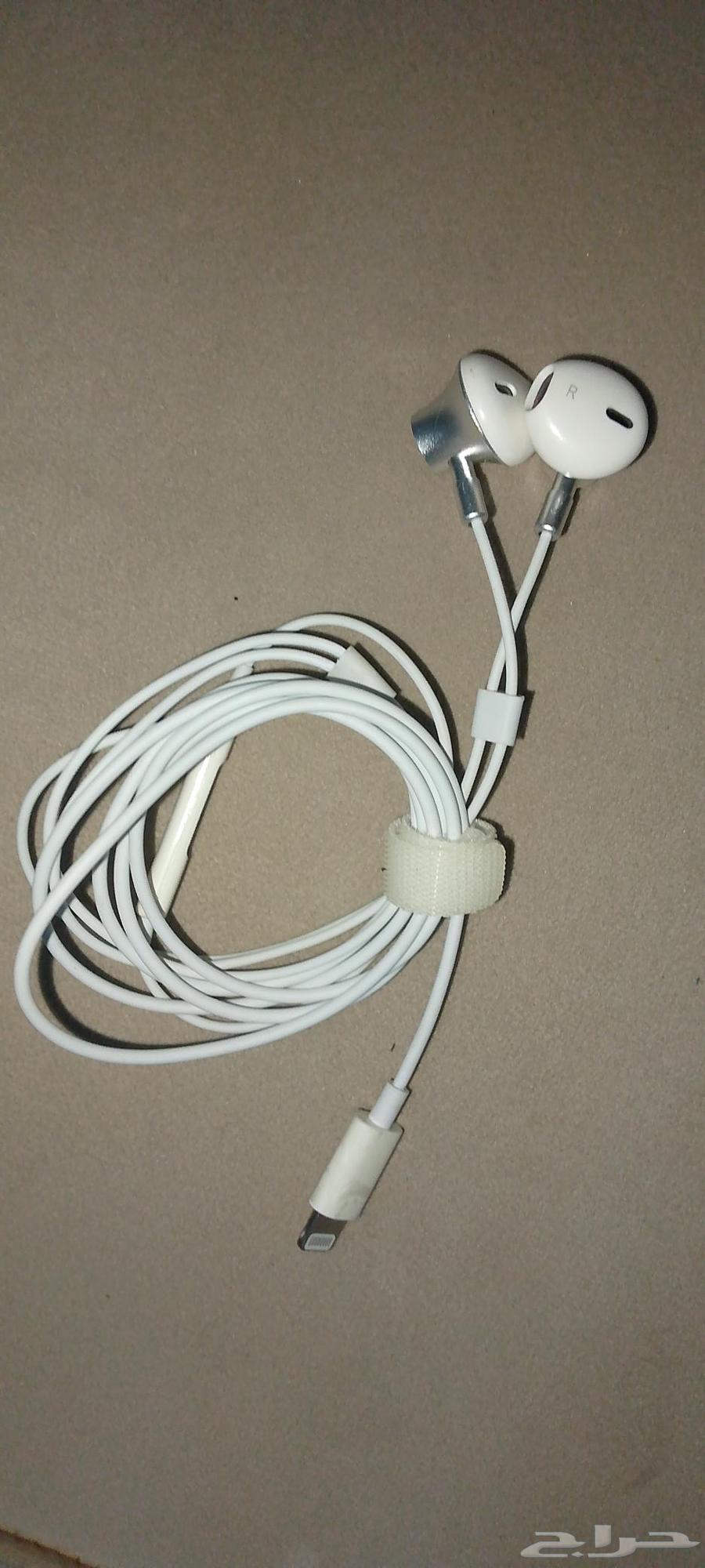 سماع سلكي اصليه بي 13064560487673217113