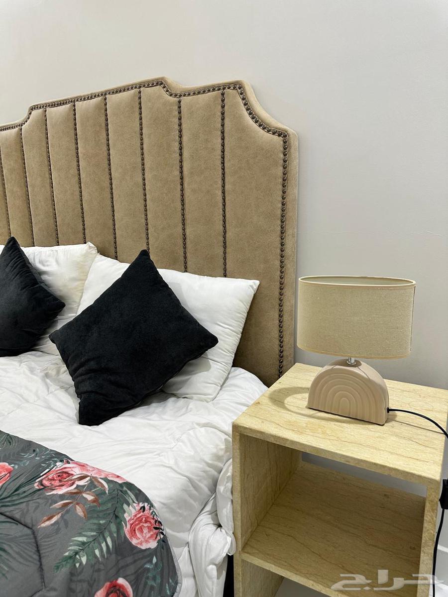 غرفة نوم للبيع شبه جديده64556427388675111