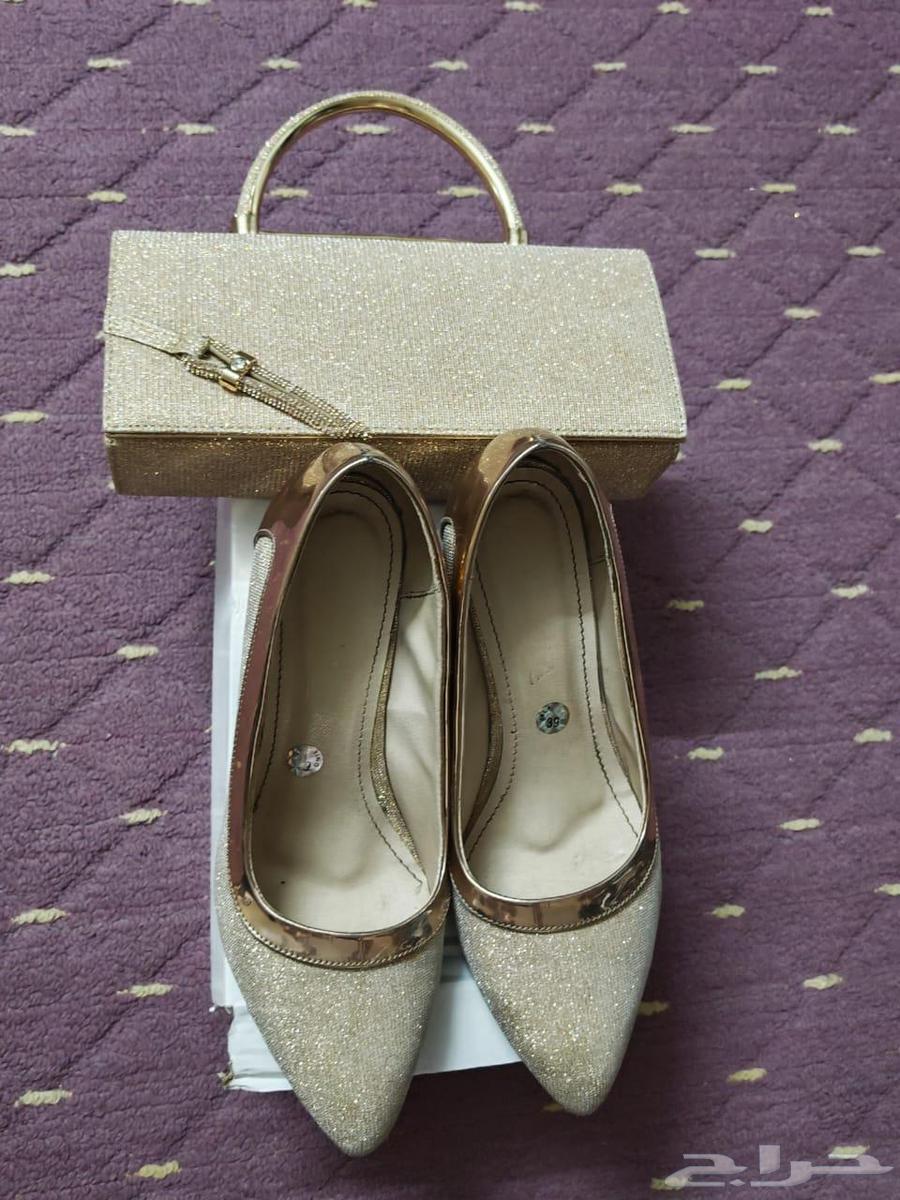 طقم سواريه ذهبي 39. على السوم64555082095107112