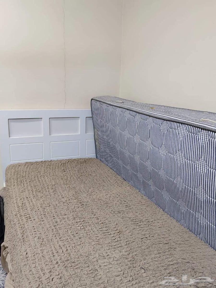 Very clean single bed and two mattresses, unused64560516091137111