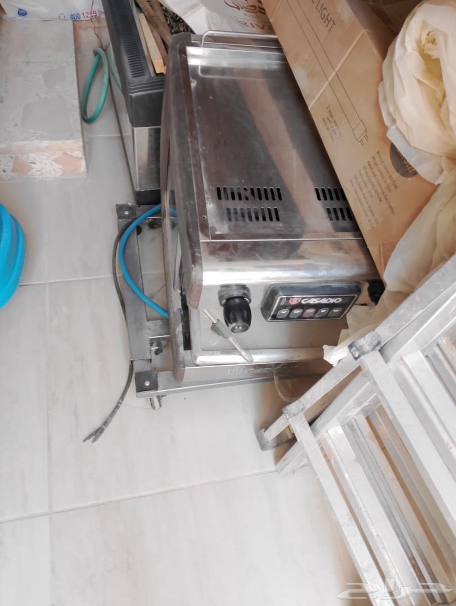 مكينتين قهوه64555305349762112