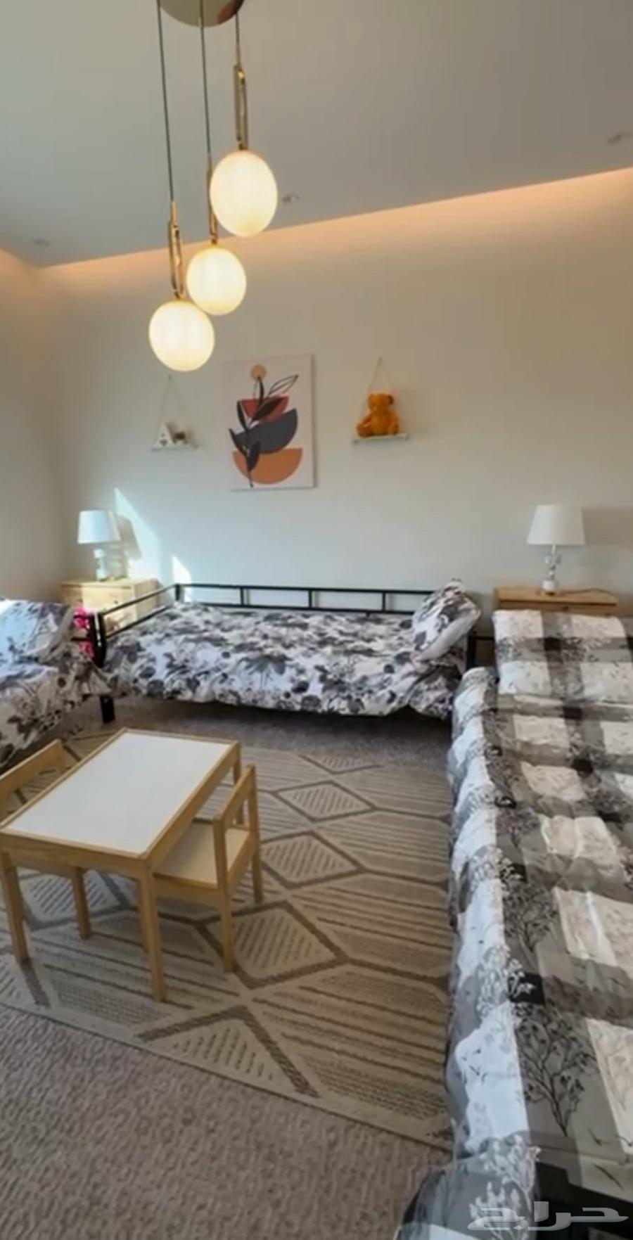 سرير من هوم بكس مع مرتبه سست وطني64557154670594110