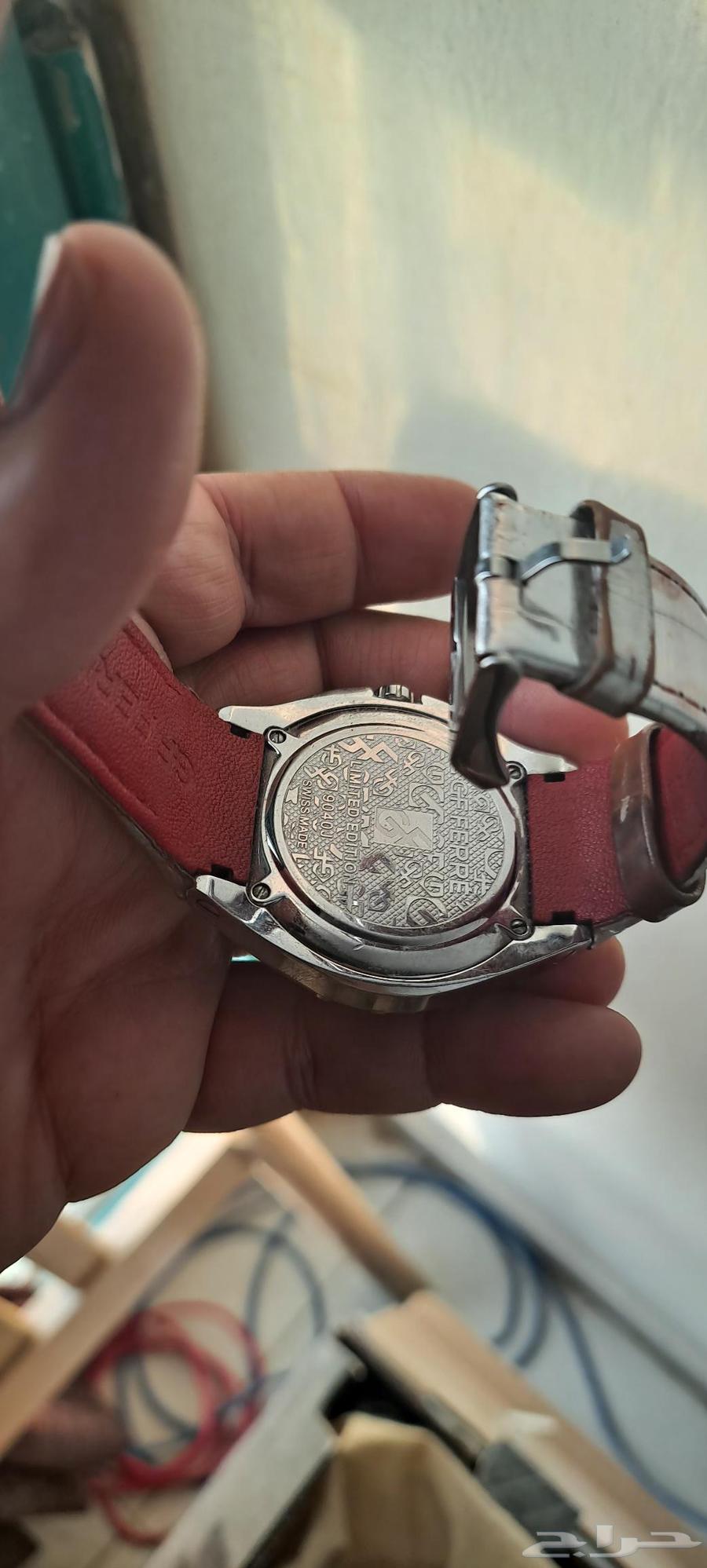 ساعة جميلة ماركة gianfranco ferr للبيع او بدل64562824795779112