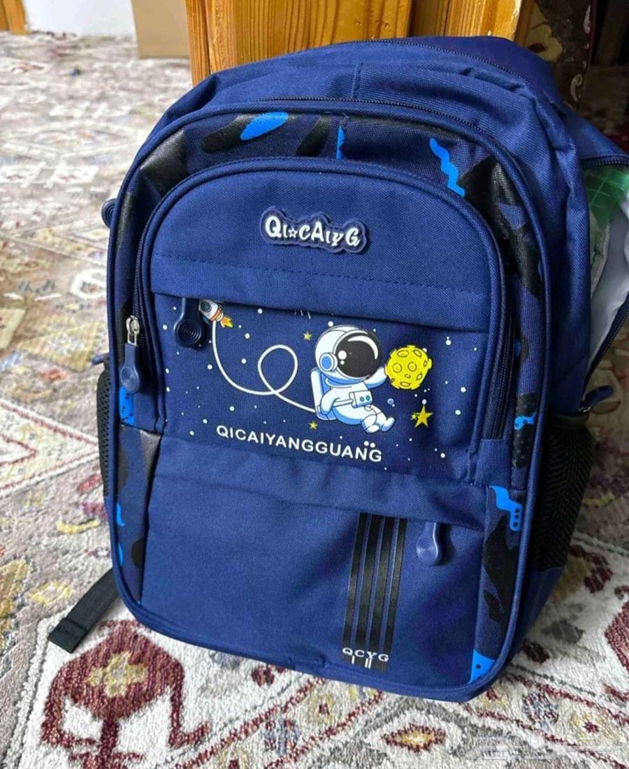 شنطة أولاد شنطة لا نش بوكس مقلمية ب30ريال فقط64570325560449110