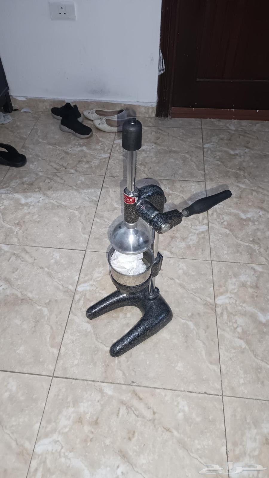 Orange or pomegranate juice machine64564005926273111