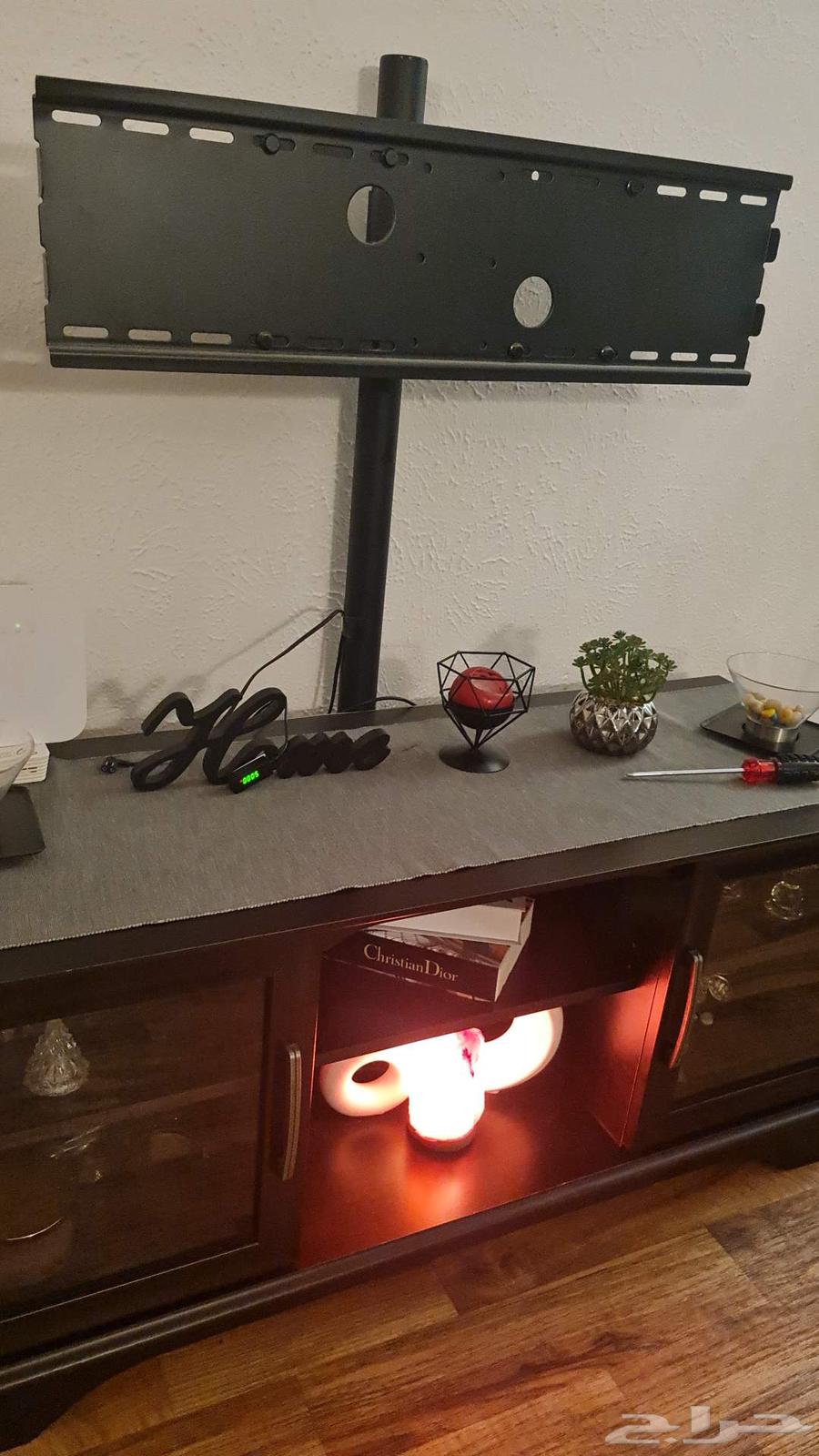 طاولة تلفاز مع ستاند64567406639233110