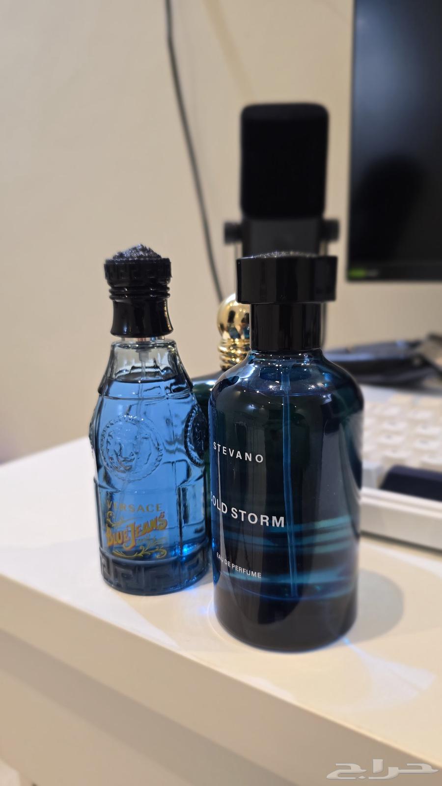 للبيع 3 عطور شبه جديدة بسعر ممتاز . . YOU SUNDELWOOD64556056671619111