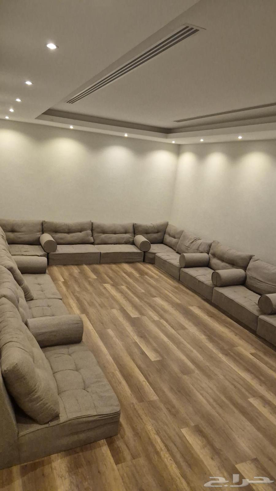 مجلس عربي 5 4 700 ريال64565465352066111