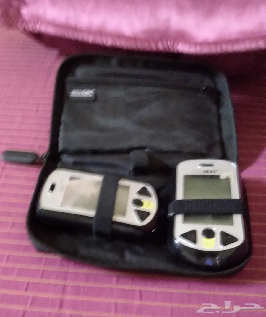 للبيع جهازين قياس السكر64569179113730110