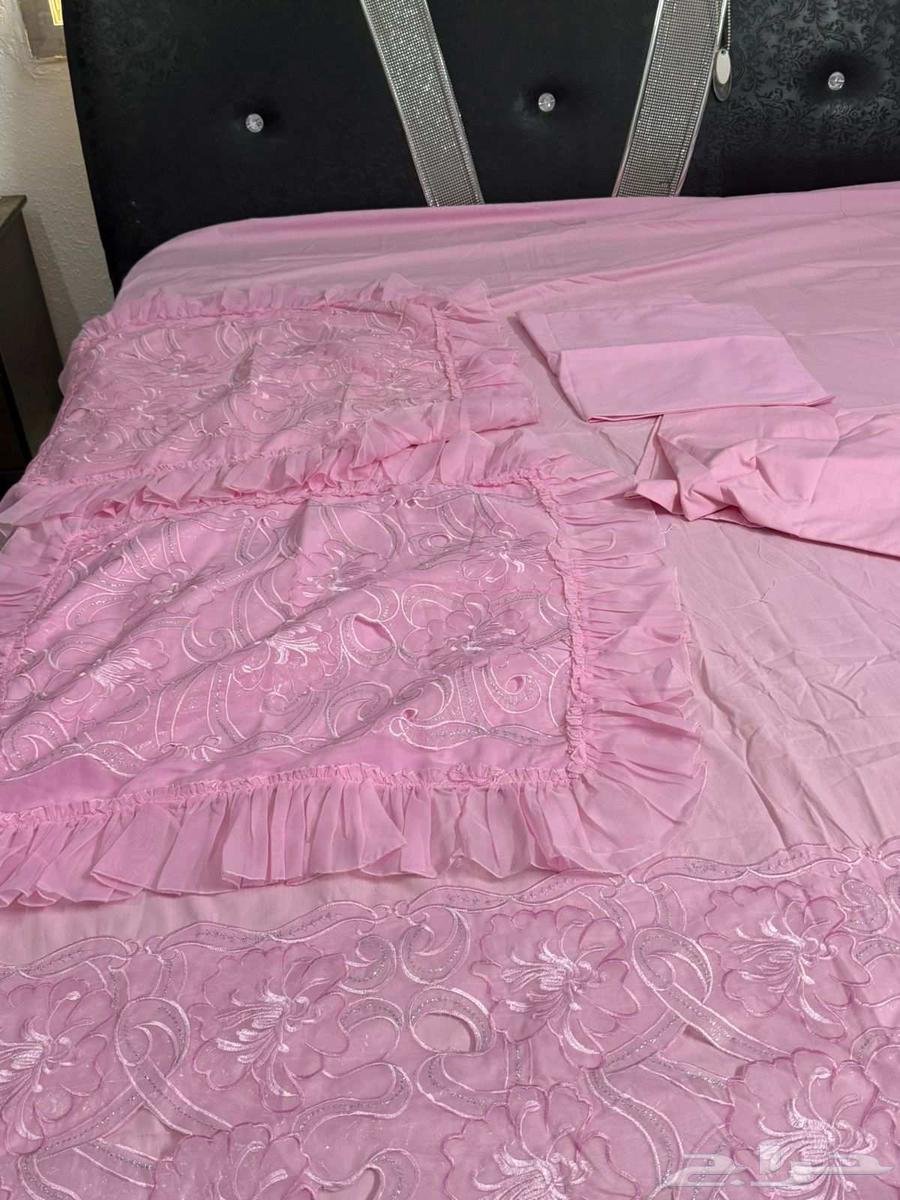 غرفة نوم لون اسود7قطع مع المفرش والمرتبة السرير فيه مخزن الس64567572511746114