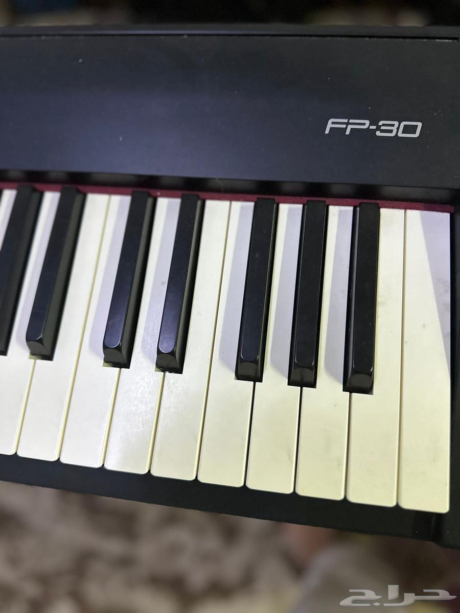 بيانوا شبه جديد64571423232769113