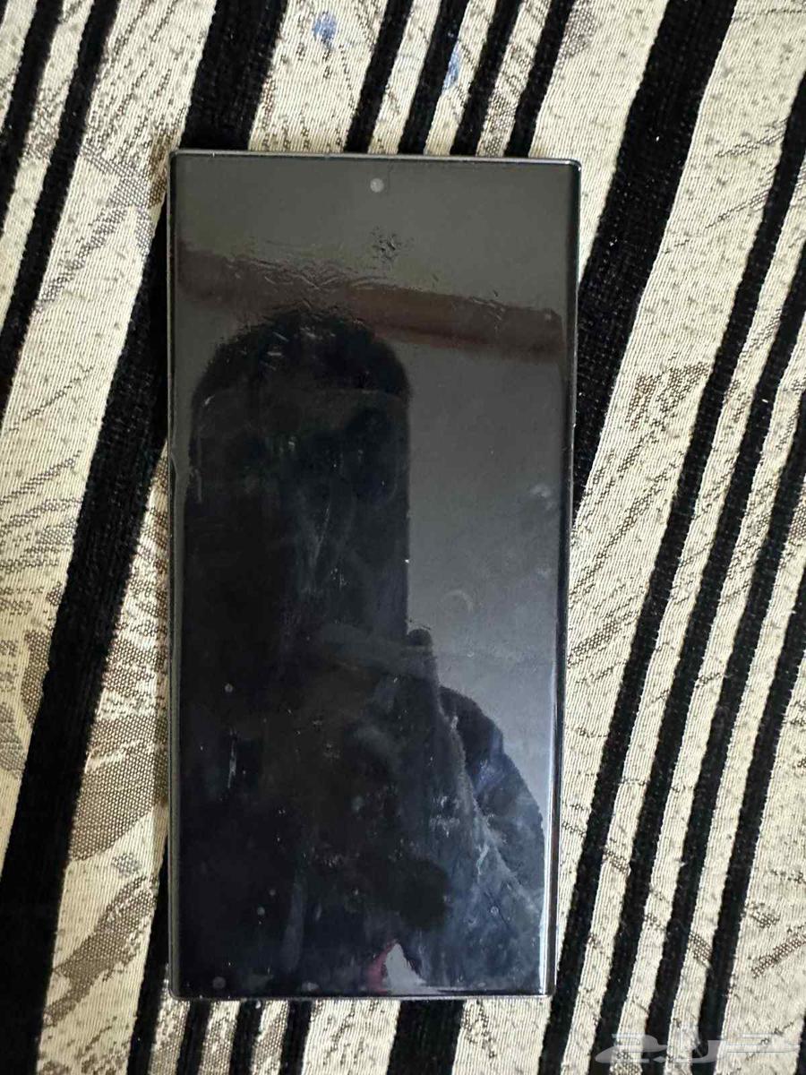 S23 Ultra الون أخضر غامق .مع الجراب لونه ابيض64565925781123111