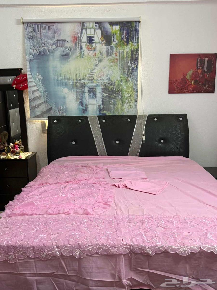 غرفة نوم لون اسود7قطع مع المفرش والمرتبة السرير فيه مخزن الس64567572511746113