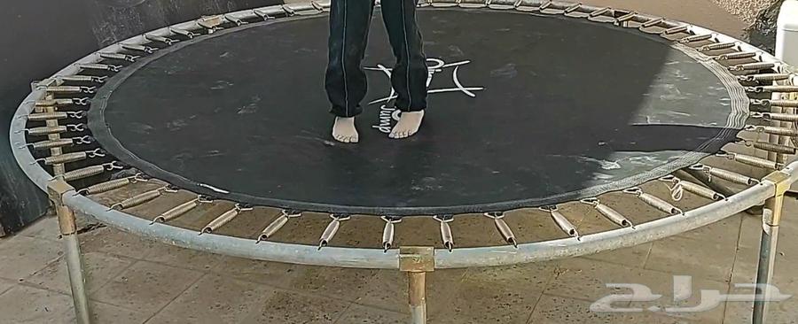 نطيطة ترامبولين - 12 قدم للبيع على السوم والصامل ما نختلف مع64567530989186111