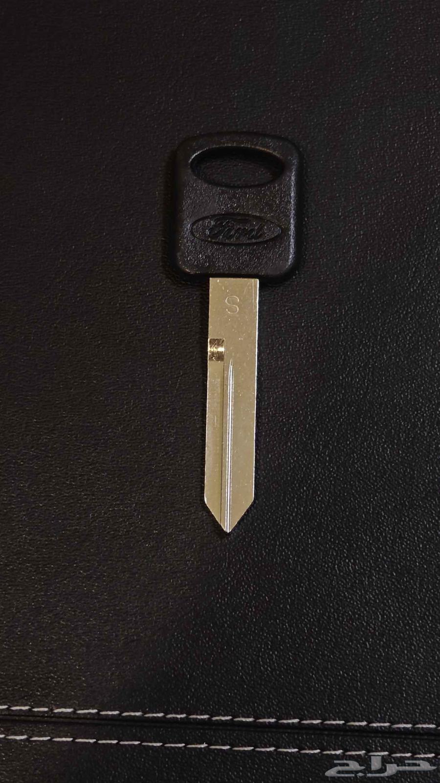 مفاتيح فورد بدون شريحة أصلي64568481474690112