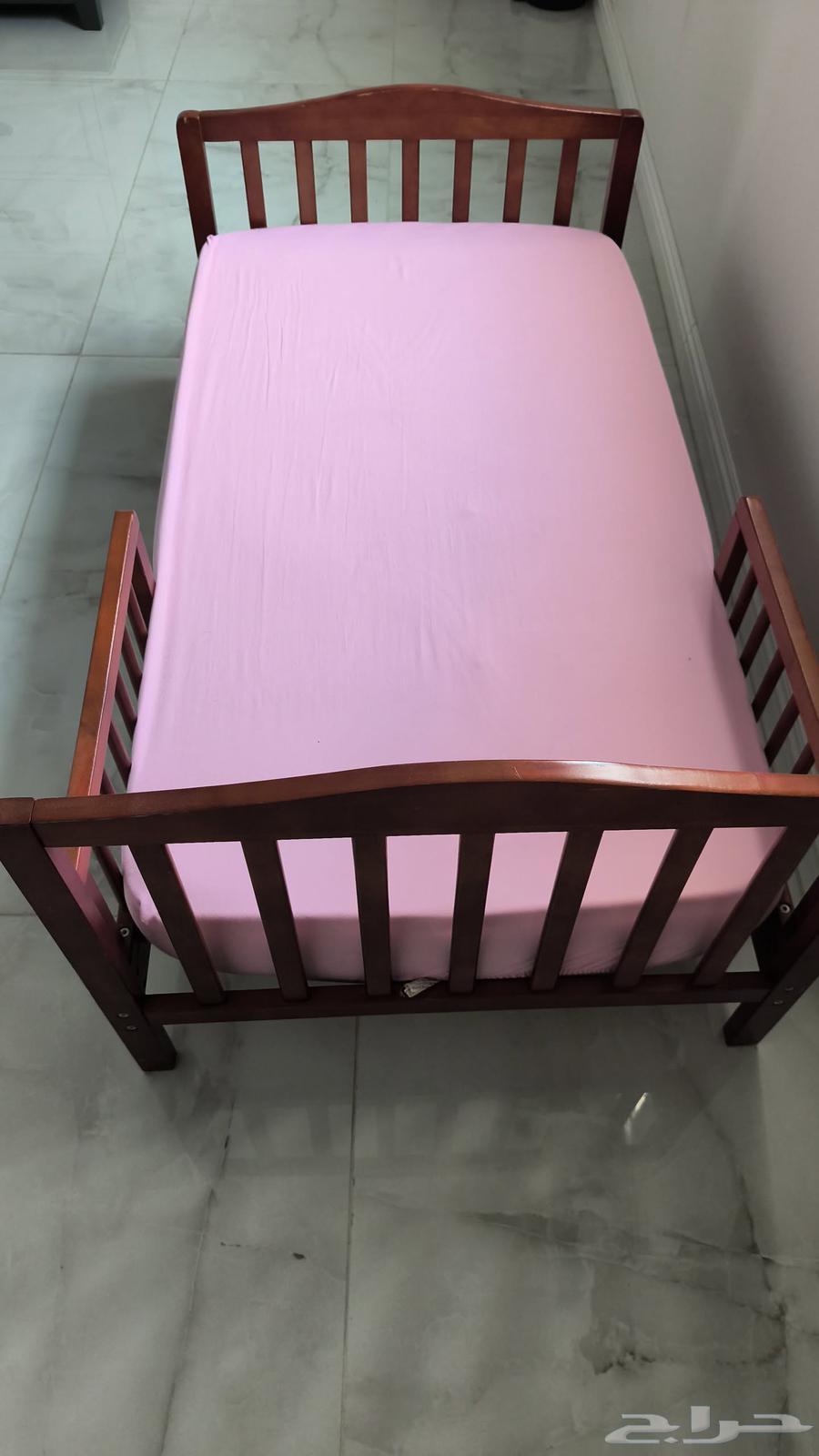 طاولة طعام سرير اطفال64567184175235113