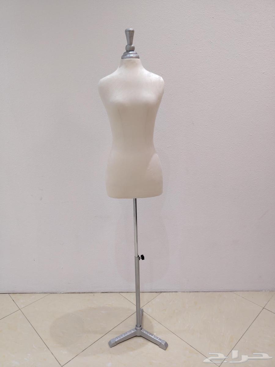 مانيكان نسائي مقاس 30 28 من الفلين ملبس اسفنج ثم قماش مخمل ف64568209686531111