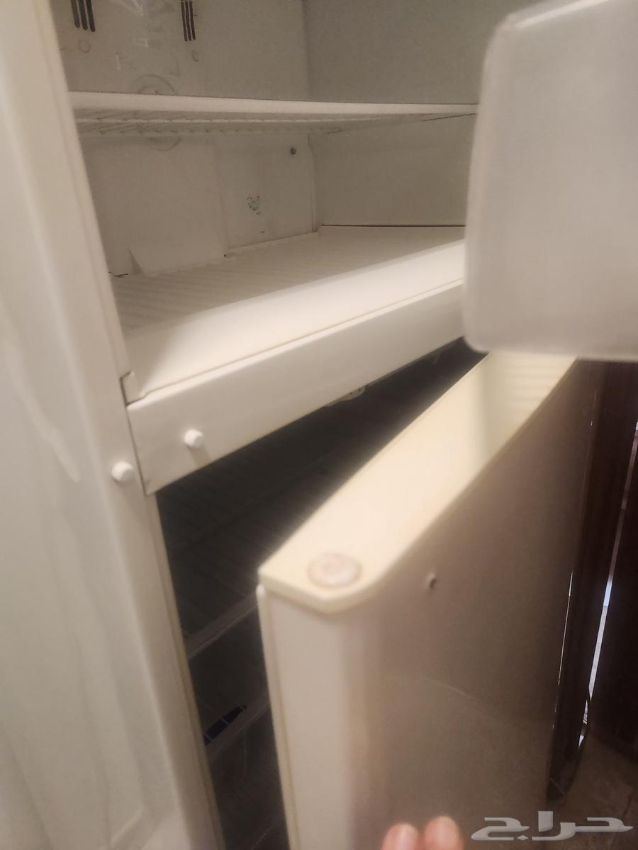 ميكرويف بحاله ممتازه64566824201858111