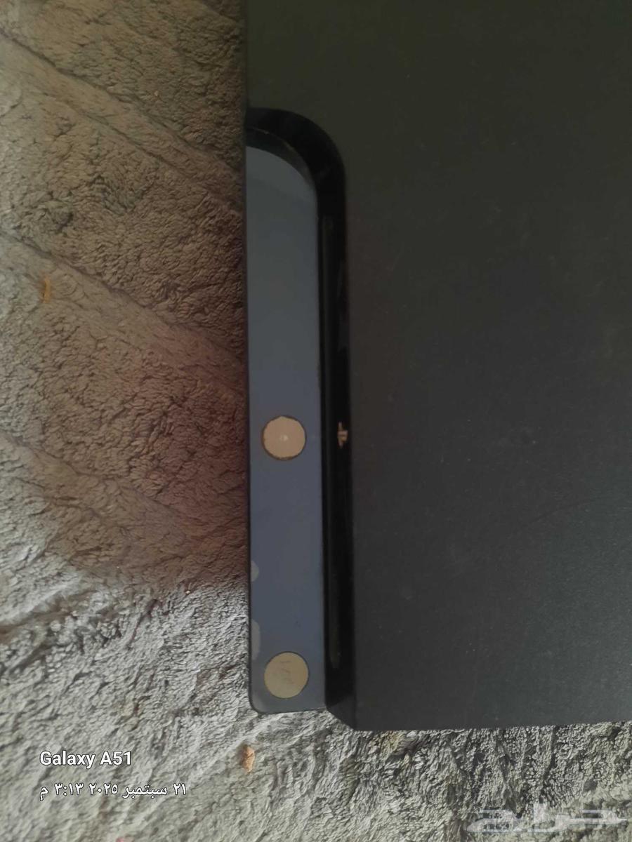 بلايستيشن 3 يشتغل على السيدي العاب السعر 400 والصامل ب 35064565144748163112