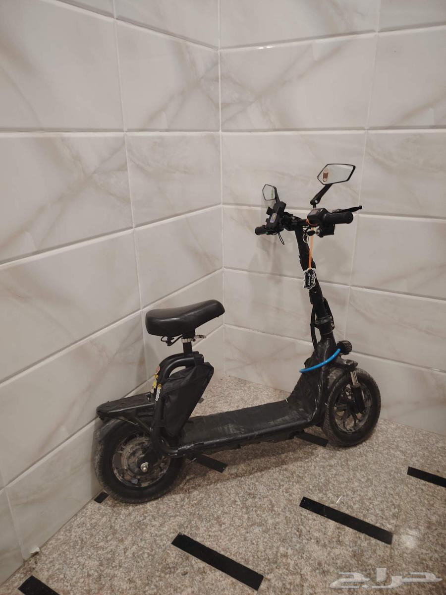 48V scooter, maximum speed 60 depending on weight, comes with two keys64571161599618110