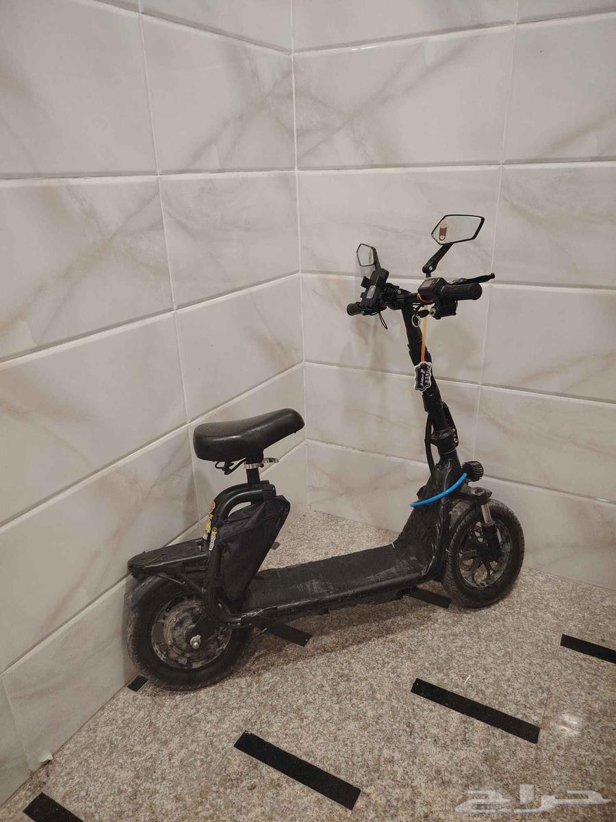 48V scooter, maximum speed 60 depending on weight, comes with two keys64571161599618111