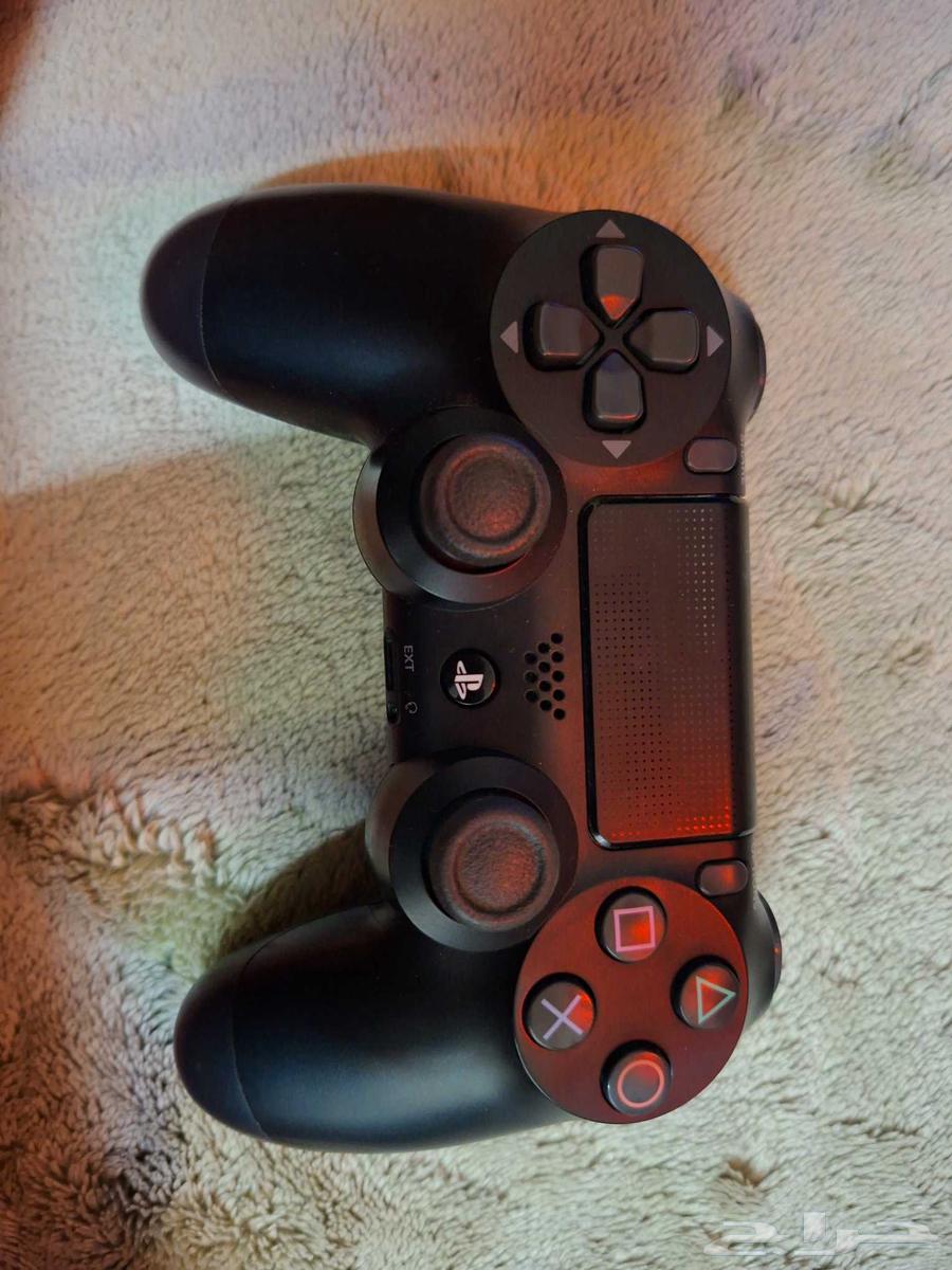 يد سوني 4 اصلية شبه جديده64540822810243110