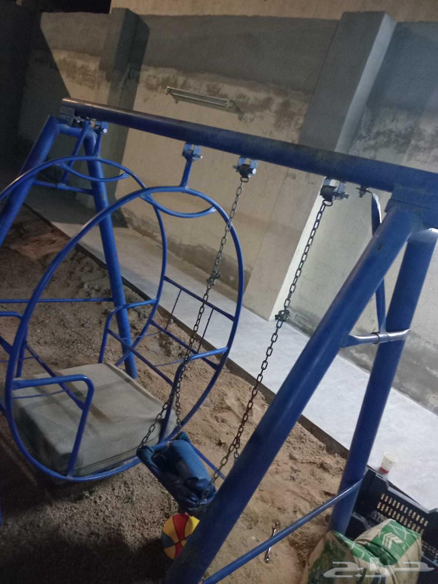 مراجيح أطفال للبيع كما هو موضح في الصور64569875607425110