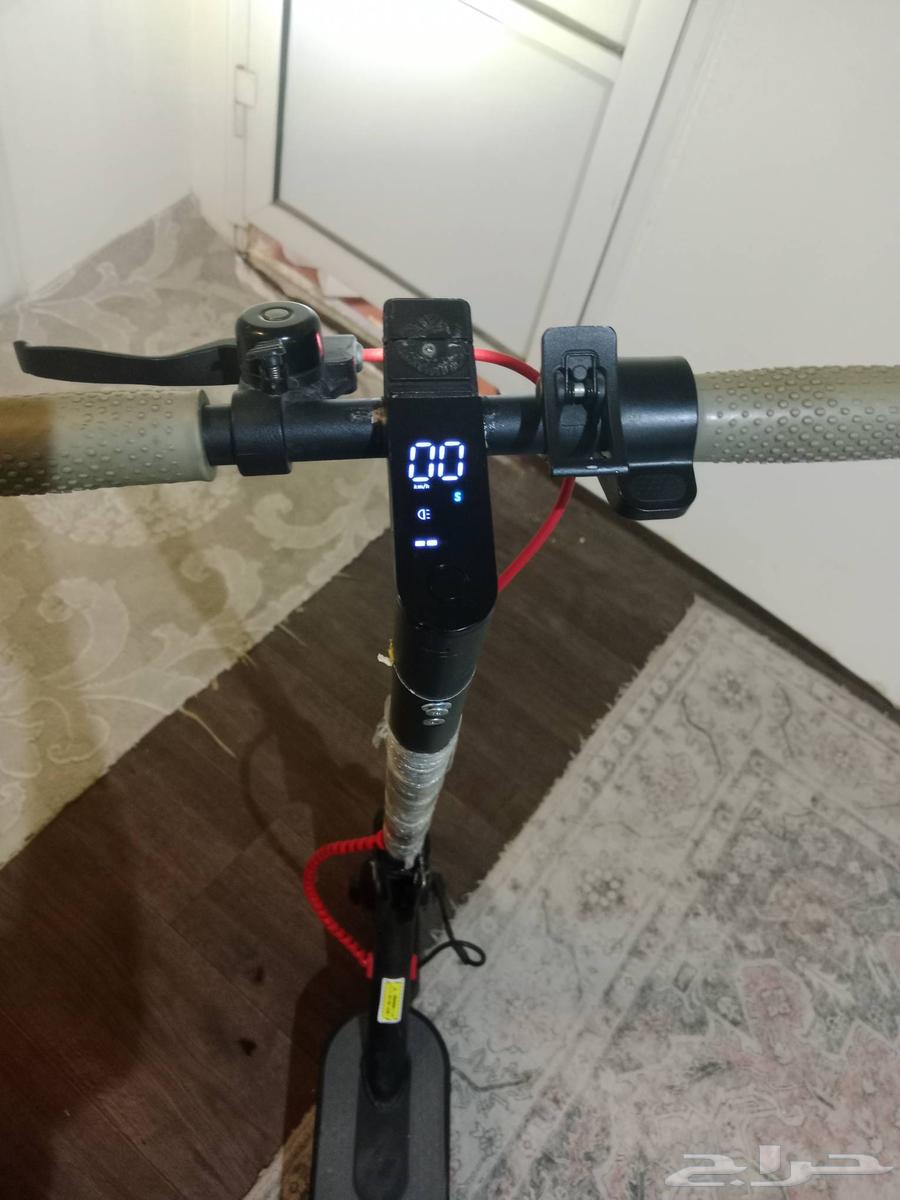 للبيع سكوتر كهربائي مستعمل64563771426050110