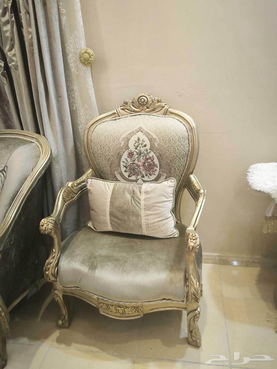 كنب خشب زان 11 شخص بحالة ممتازة64563563833731110