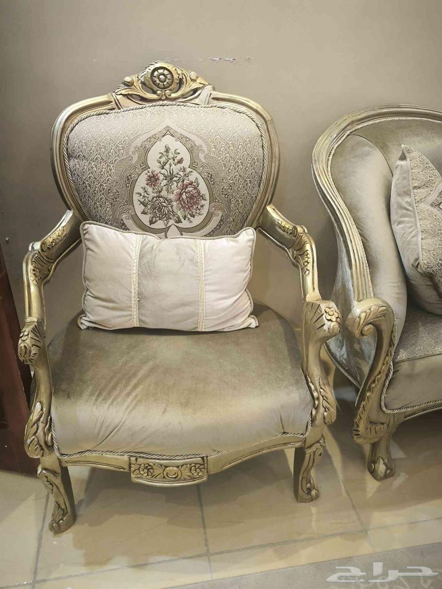 كنب خشب زان 11 شخص بحالة ممتازة64563563833731114