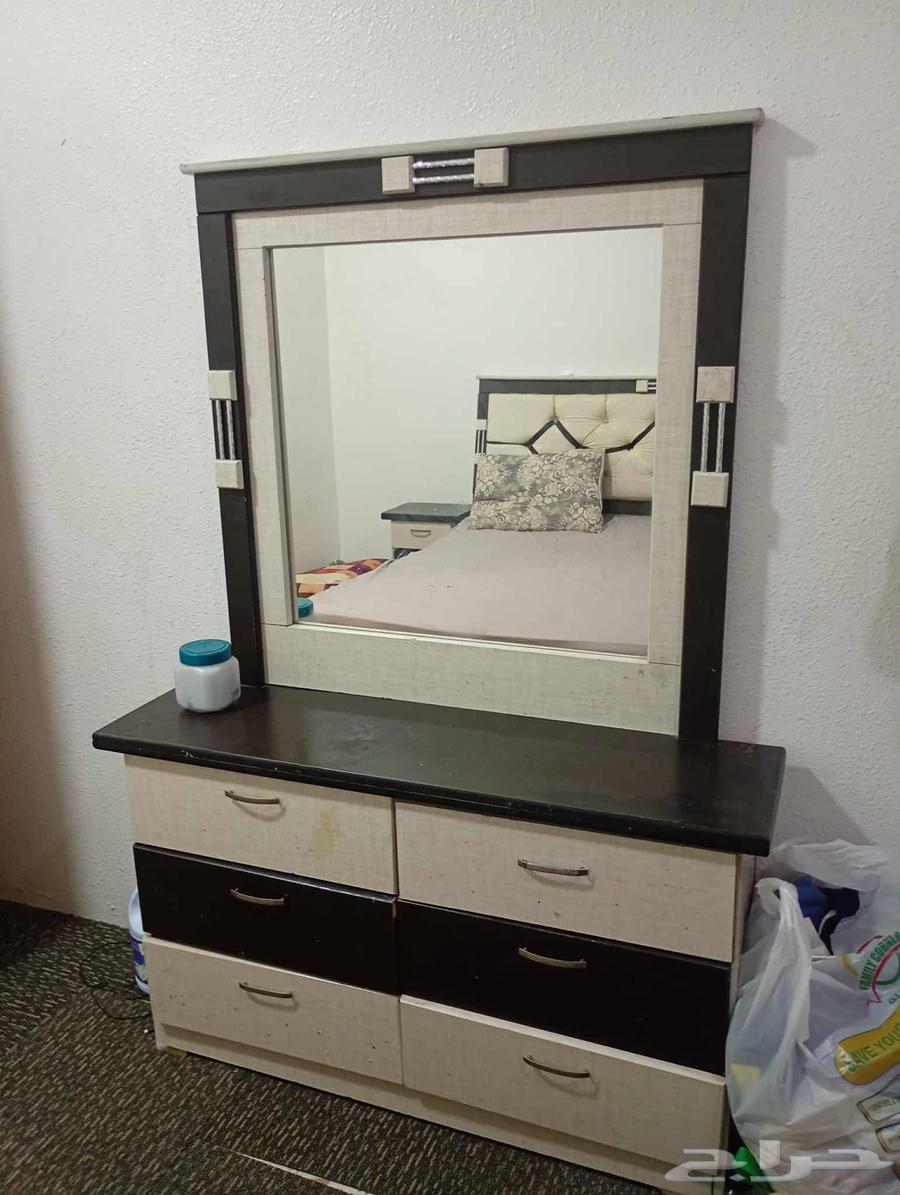 غرفة نوم ومجلس ارضي وبوتاجاز وانبوبه بالمنظم والخرطوم ومبرد64563220510977111