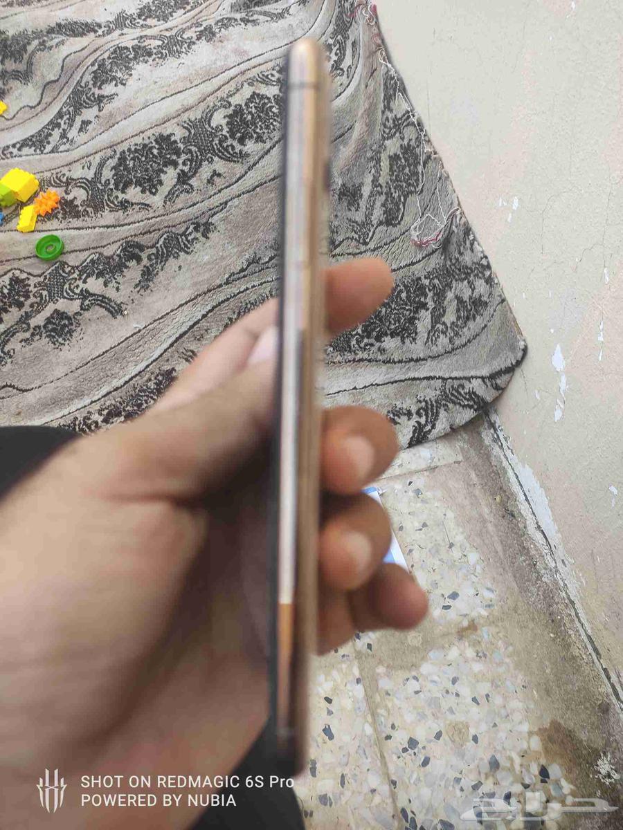 iPhone XS Max64564296306179111