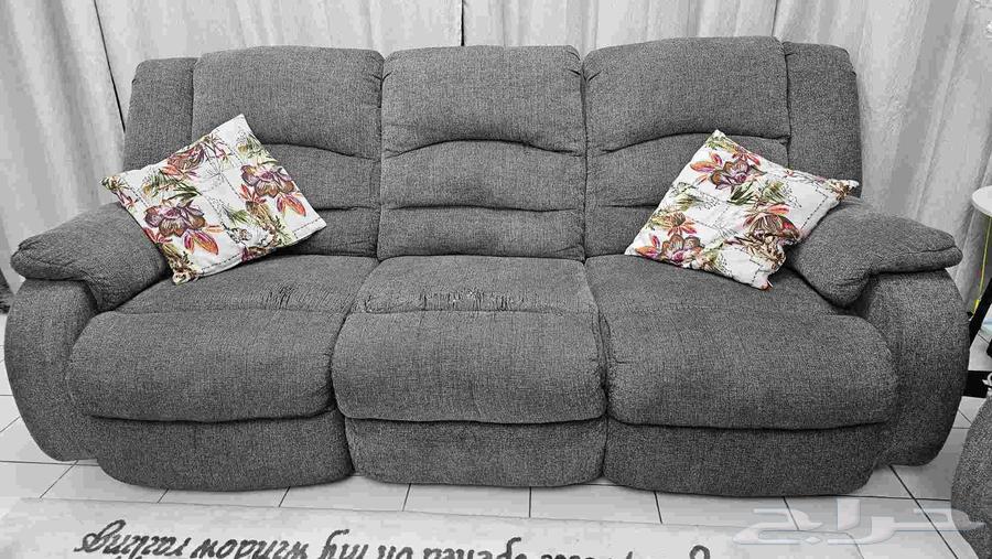 كنب اشلي للبيع قطعتين 3 3 ب 1500 ريال64569138250882111