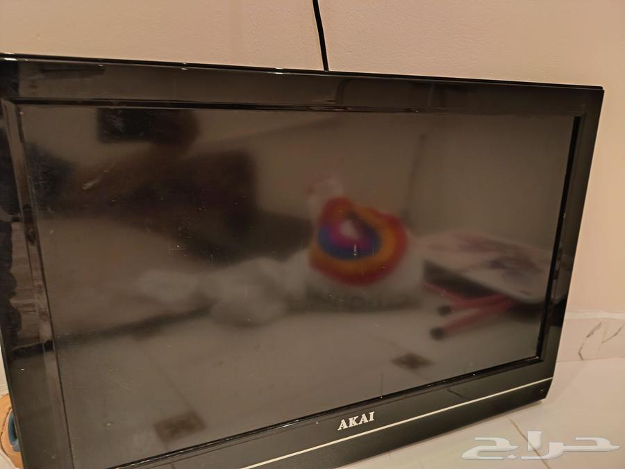 شاشتين 42 بوصه و32 بوصه سليمة64568879715587110