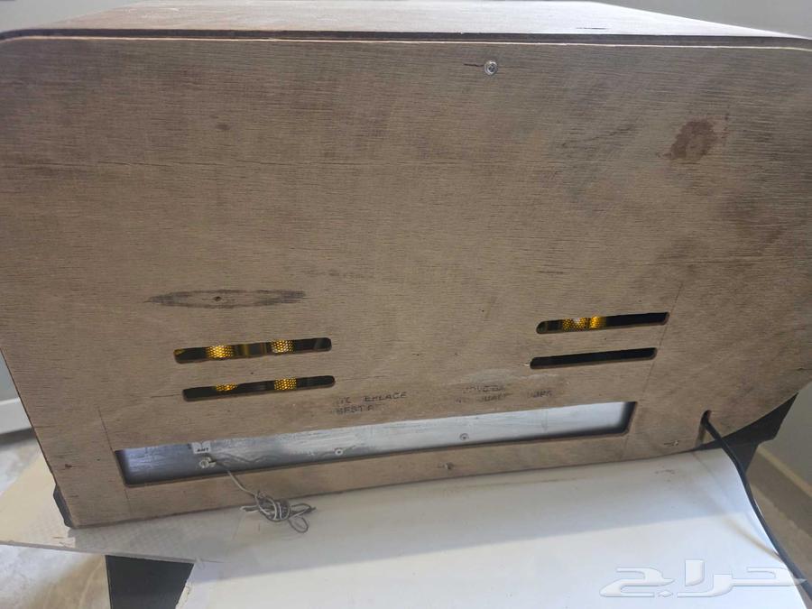 راديو قديم خشبي تراثي64565465320449113