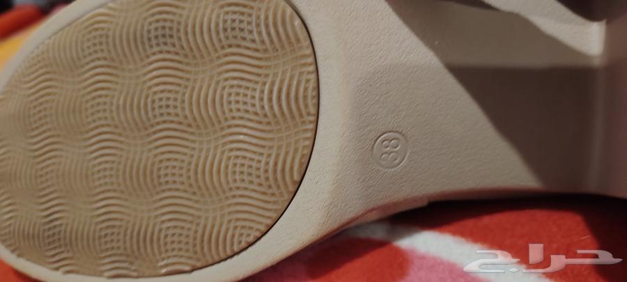 شوز اسكيتشرز وصندل مقاس 3864568578421378114