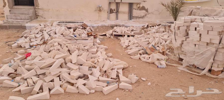 حجر رخام احجام مختلفه سماكة القطعه 10 سم64567114960130114