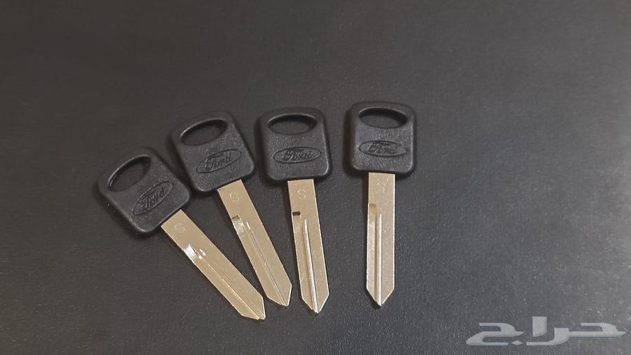 مفاتيح فورد بدون شريحة أصلي64568481474690110