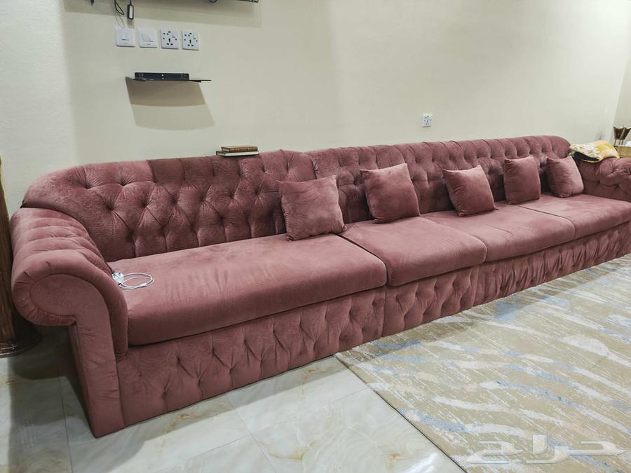 Sofa with luxurious carpet and star64569220110977110