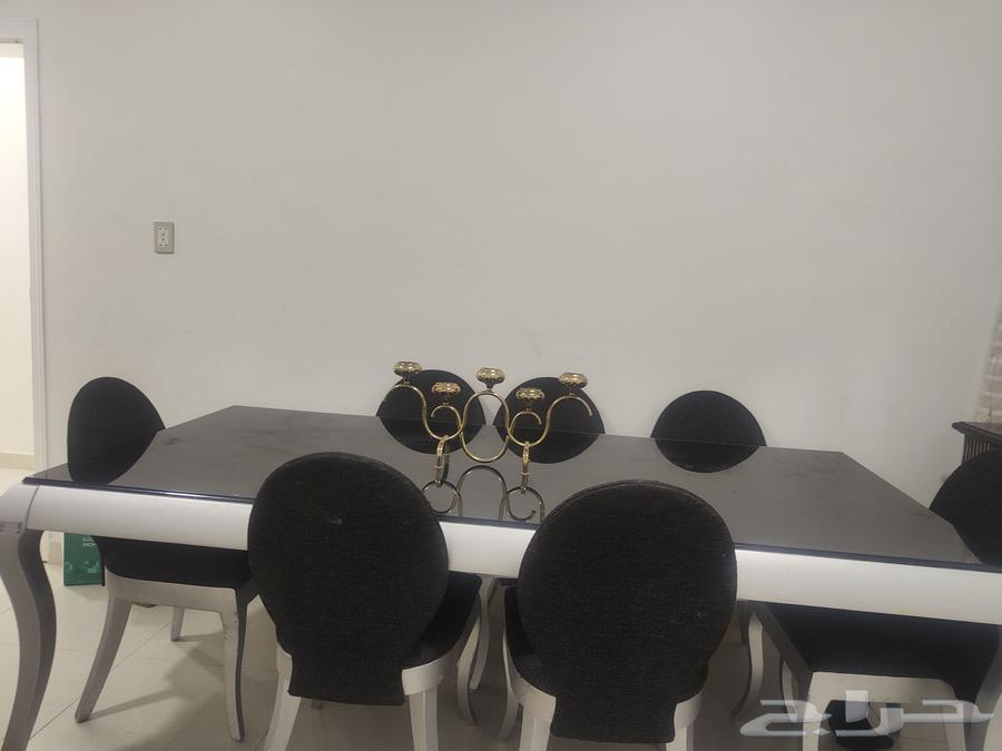 طاولة طعام كبيره مع 7 كراسي64567476070402110