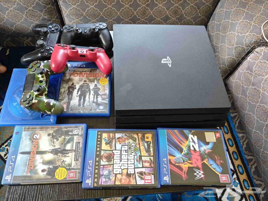 سوني 4برو شبه جديد64565744545793110